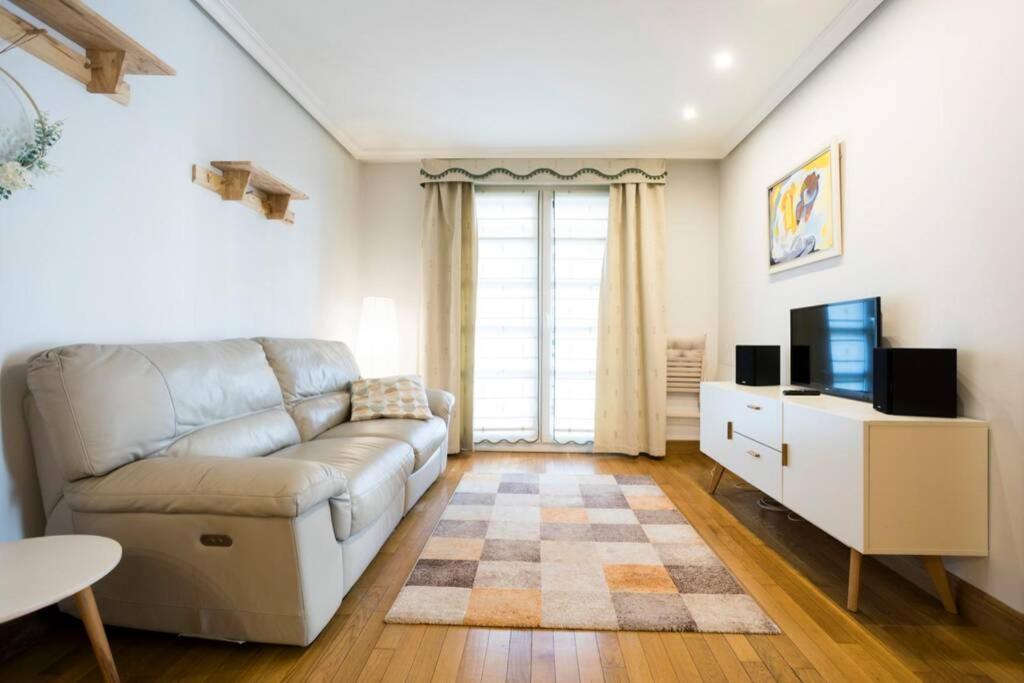 Berlin - Basquenjoy Apartment Hondarribia Luaran gambar