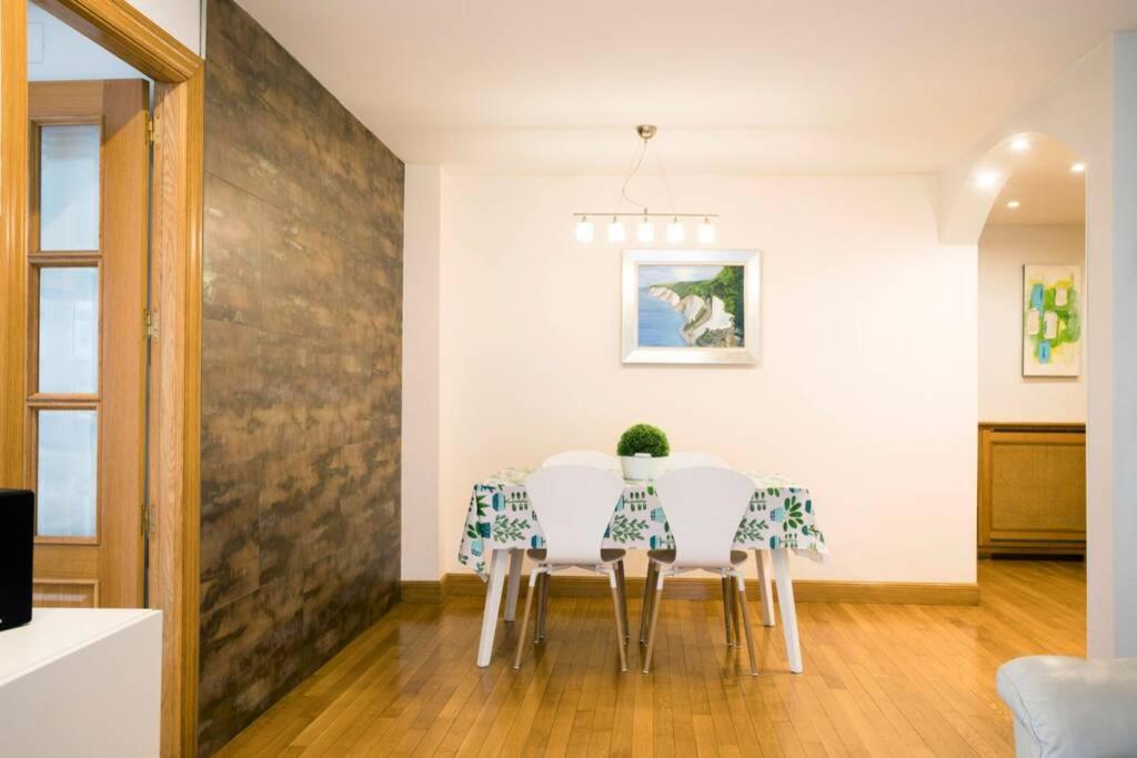 Berlin - Basquenjoy Apartment Hondarribia Luaran gambar