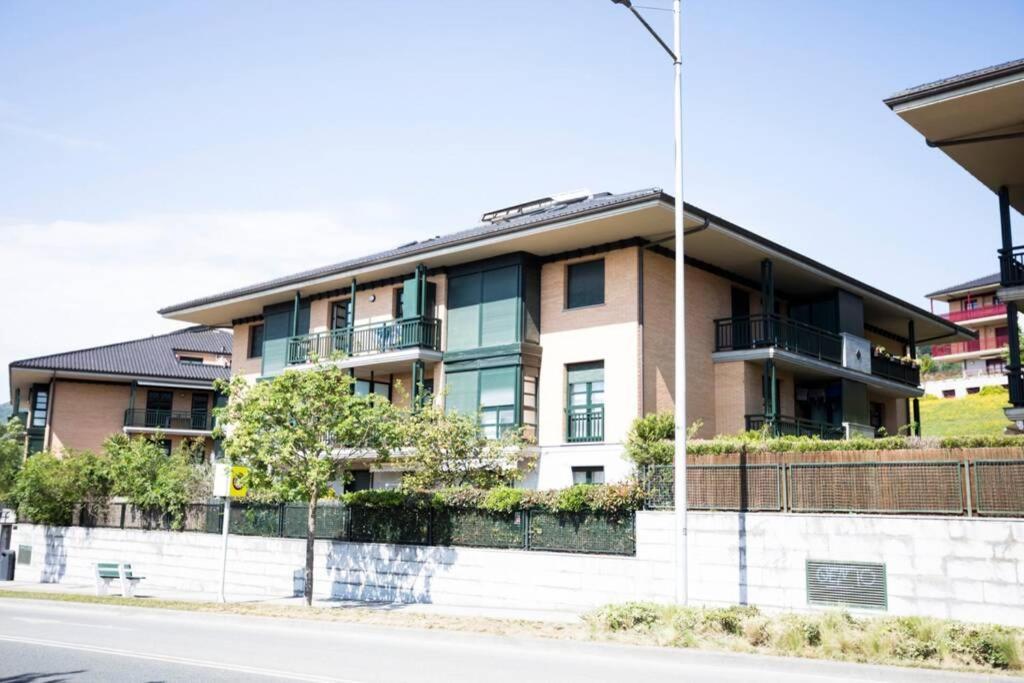 Berlin - Basquenjoy Apartment Hondarribia Luaran gambar