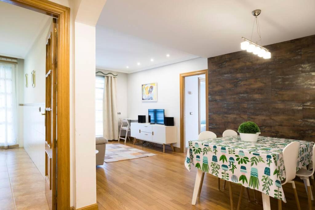 Berlin - Basquenjoy Apartment Hondarribia Luaran gambar